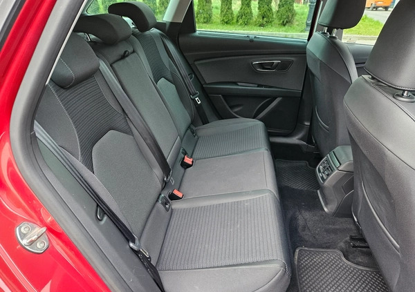 Seat Leon cena 60900 przebieg: 95600, rok produkcji 2018 z Moryń małe 232